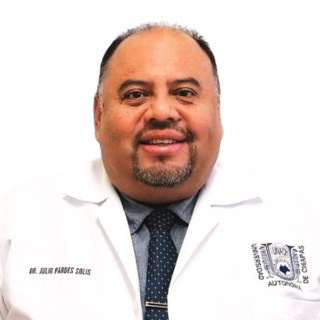 Dr. Julio Paredes Solis